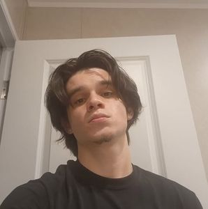 Meet your Posher, Zach